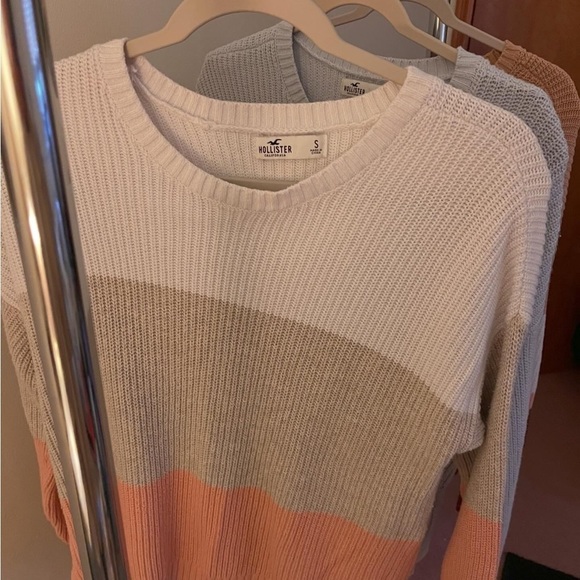 Hollister Sweaters - Womens hollister sweater